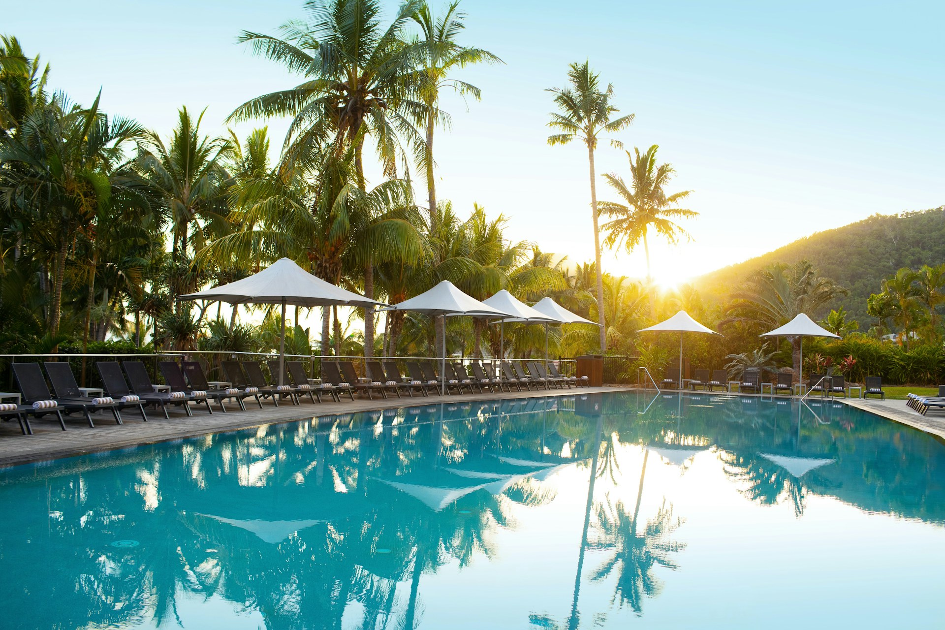 The main pool at Reef View Hotel looking out over Catseye Beach